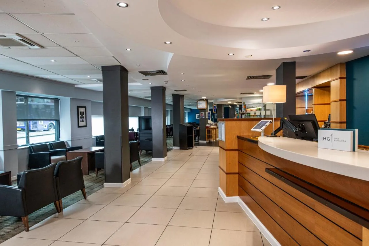 Lobby waiting room with seating near reception